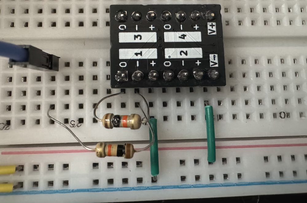Unity gain inverting amplifier